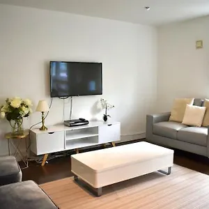 2 Bed In Southwark , London United Kingdom